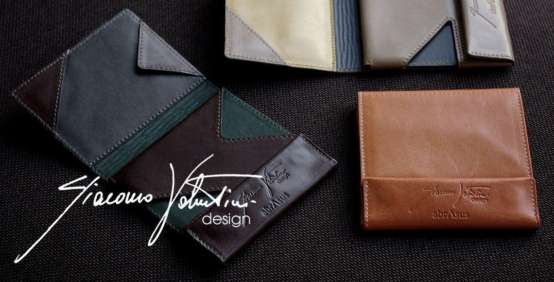 「オロビアンコ」CEO兼デザイナー、ジャコモ・ヴァレンティーニ氏が監修した薄い財布スペシャルエディション。